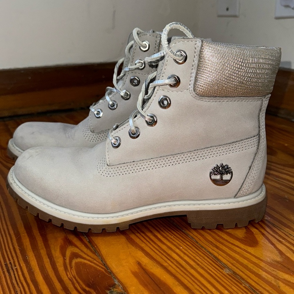 Timberland Women's 6-inch Premium Waterproof Boot